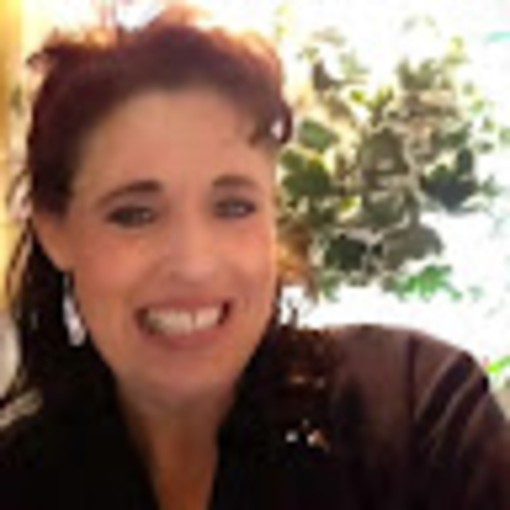 Meet your Posher, Lori